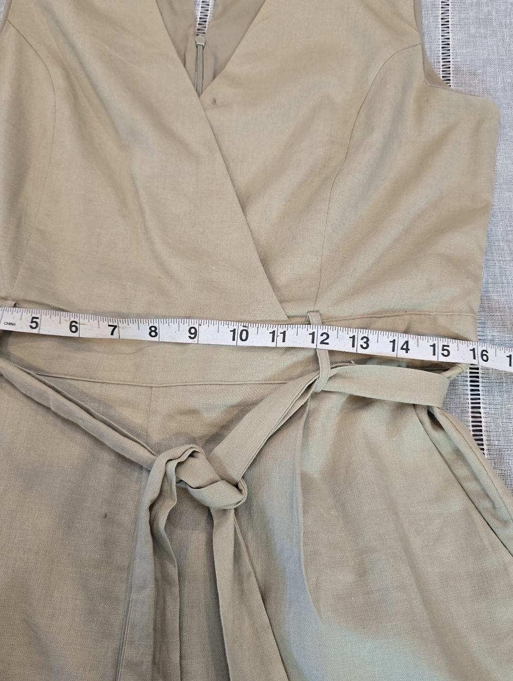 BANANA REPUBLIC Romper One Piece Shorts Womens 8 Beige Linen Blend - Picture 10 of 14